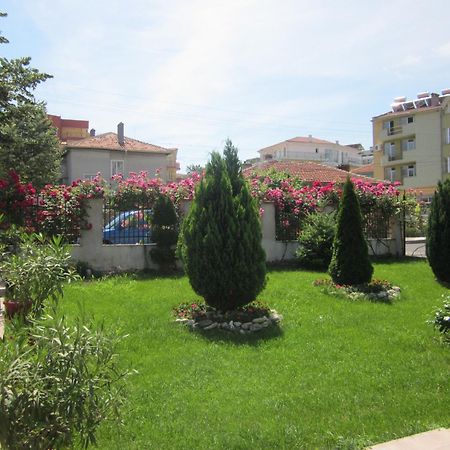 Albatros 2 Family Hotel Kiten  Zewnętrze zdjęcie