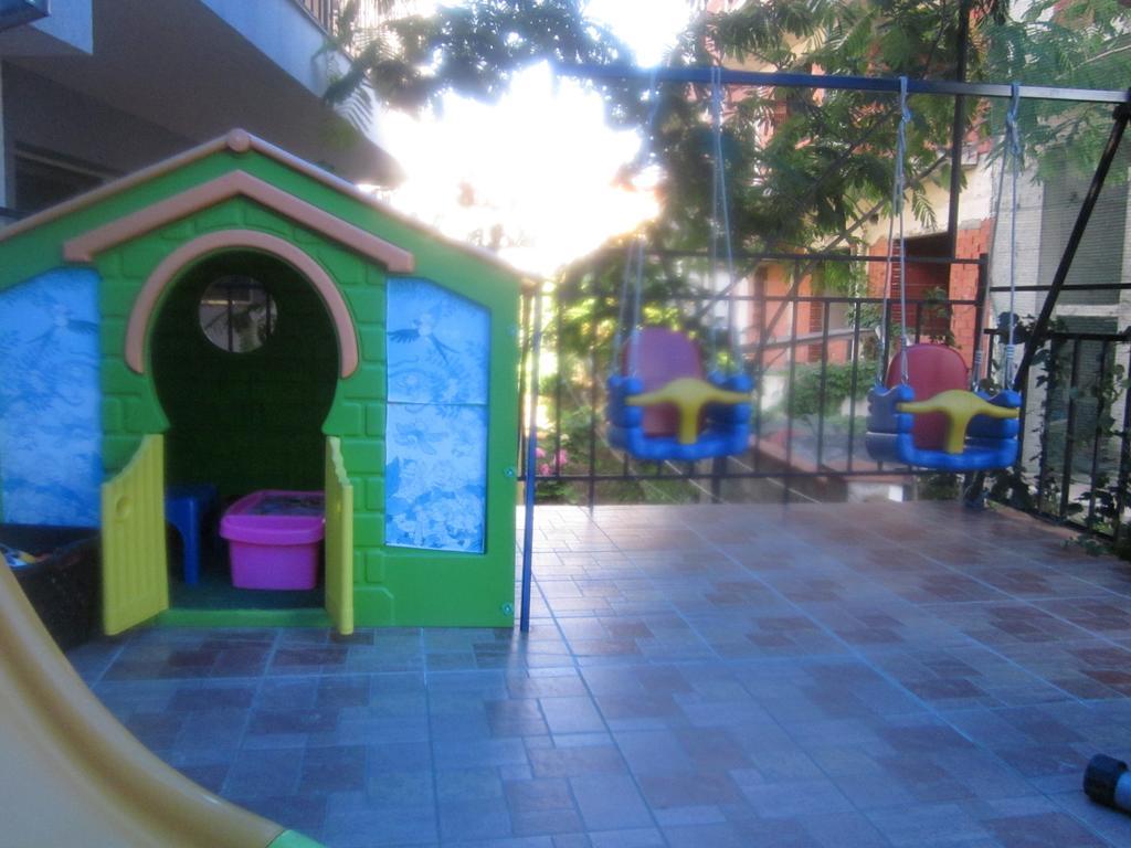 Albatros 2 Family Hotel Kiten  Zewnętrze zdjęcie