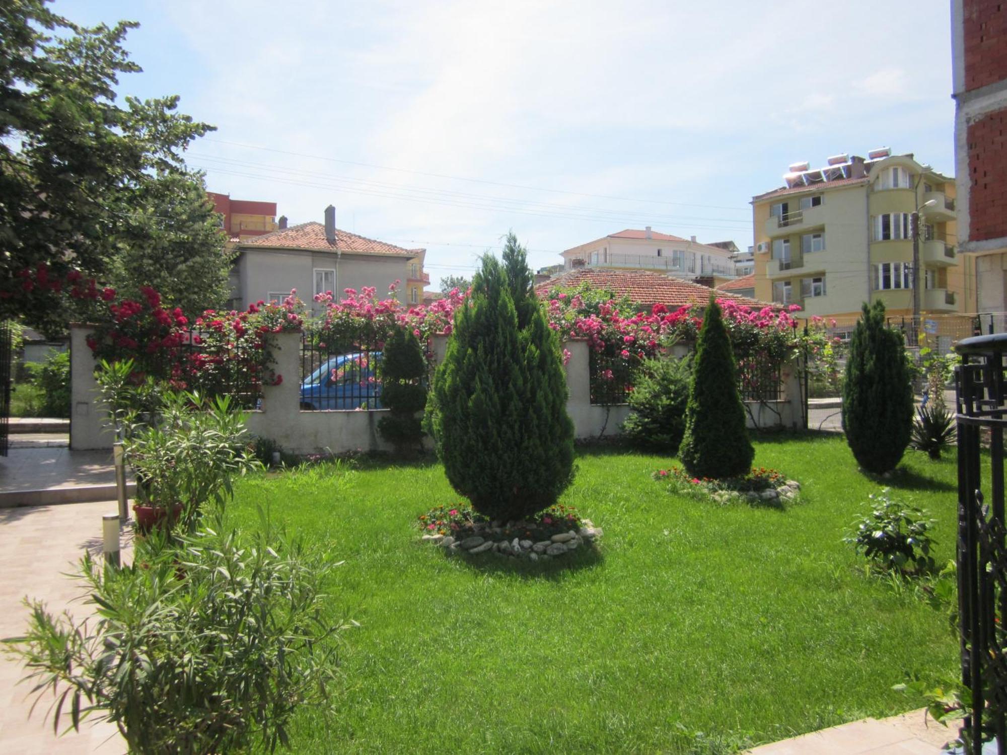 Albatros 2 Family Hotel Kiten  Zewnętrze zdjęcie
